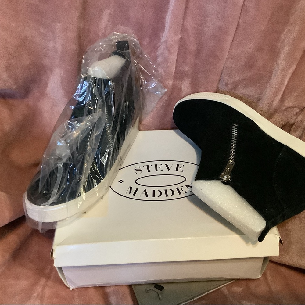 Steve Madden Black Sneakers with Canvas Upper and White Sole